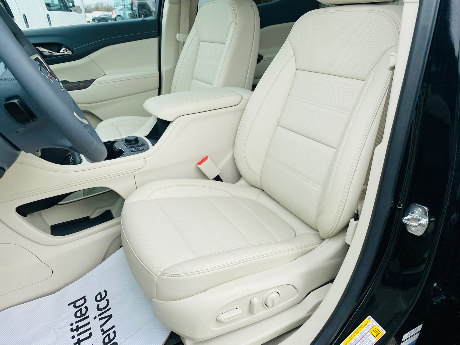 2023 GMC Acadia in St. Marys, Ontario, 63,388